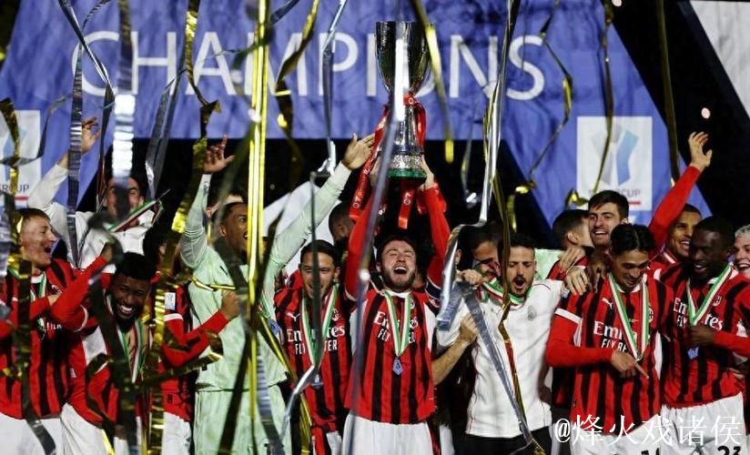 【AC米兰】魔笛率红黑军迎“绿巴萨”,美队冲击新纪录 【AC米兰】魔笛率红黑军迎“绿巴萨”,美队冲击新纪录